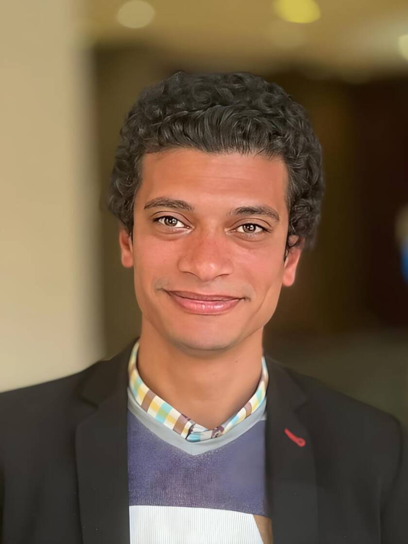 د/مصطفي عبده